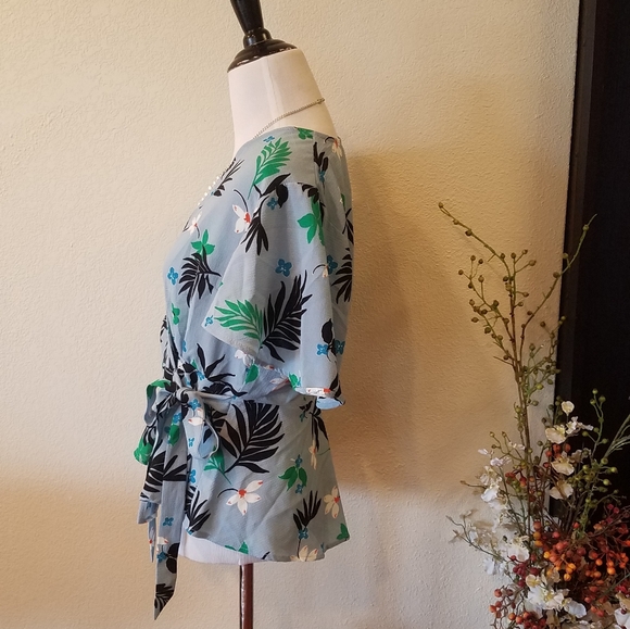 Monteau Pendulum Wrapped Blouse Size Med - Picture 2 of 7